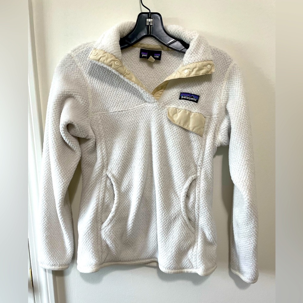 Off white Patagonia Re-Tool Snap-T pullover - size XS